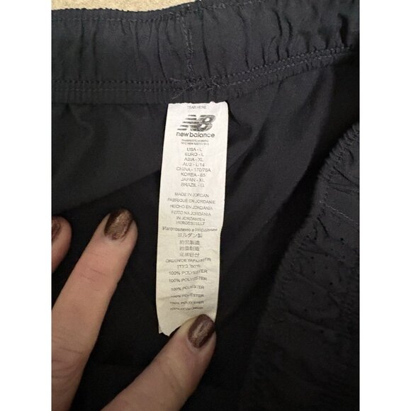 New Balance Running Shorts Women Large Black Workout Exercise Athletic 5” Inseam - Picture 4 of 6